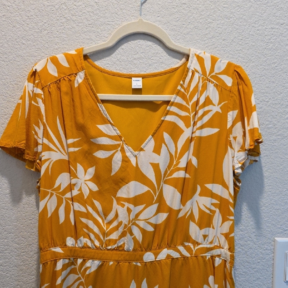Old Navy Boho Mustard Yellow Floral Flutter Sleeve Rayon Mini Dress Cottagecore - Picture 3 of 7